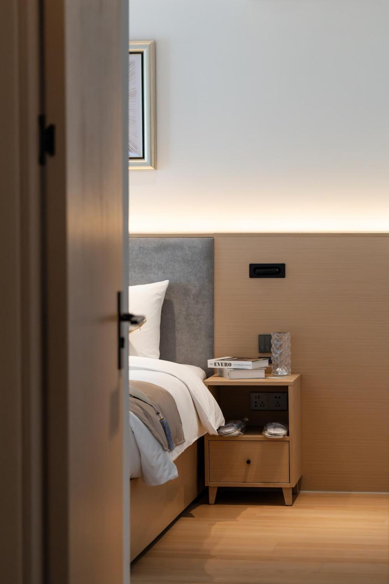Citadines Gaoxin Chengdu Aparthotel Exterior photo